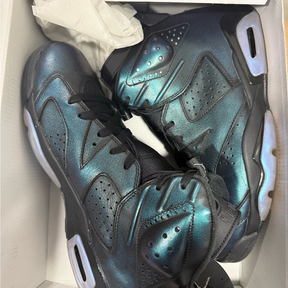 2017
Air Jordan 6 Retro 'All Star - Chameleon'